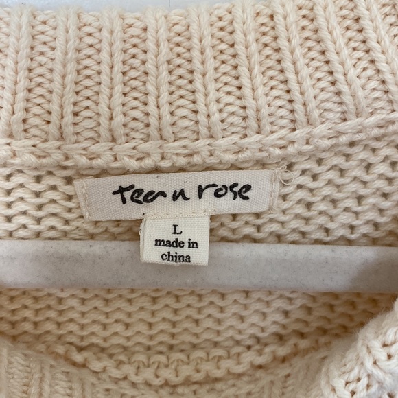 Tea N Rose Striped Knit Sweater - Picture 3 of 8
